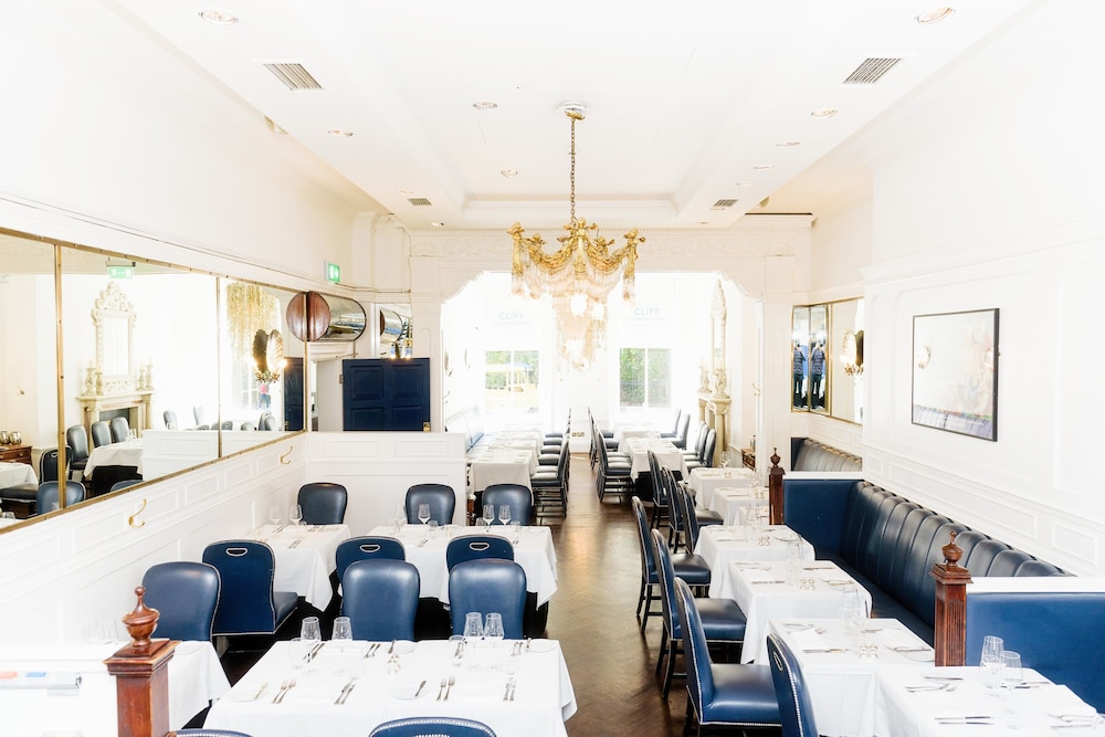 The Cliff Townhouse 36/50