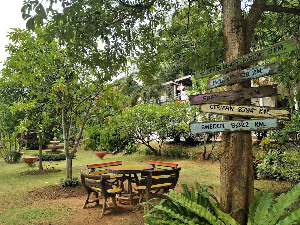 Mountain Beach Resort 18/22