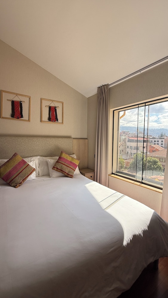 غرفة ثلاثية بثلاثة أسرّة، Torre Dorada 2/10
