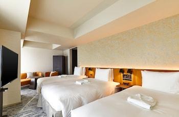 Deluxe, Triple, Single Bed, Electronic Cigarette Only
