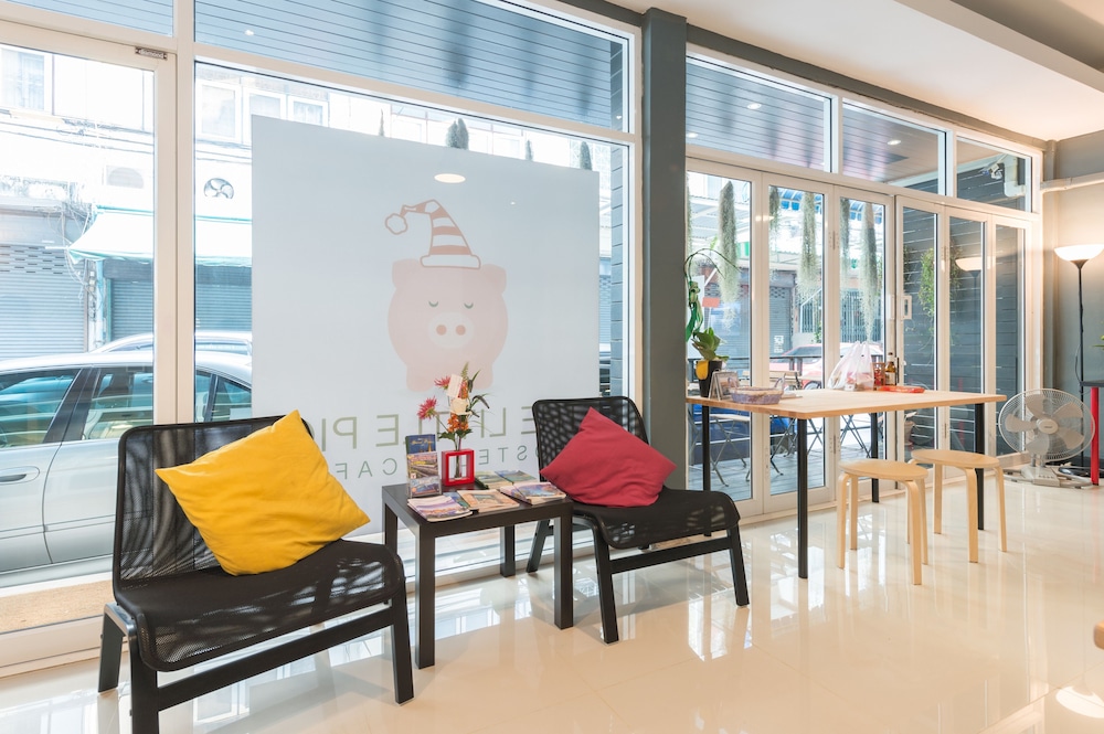 The Little Pig Sukhumvit 44/47