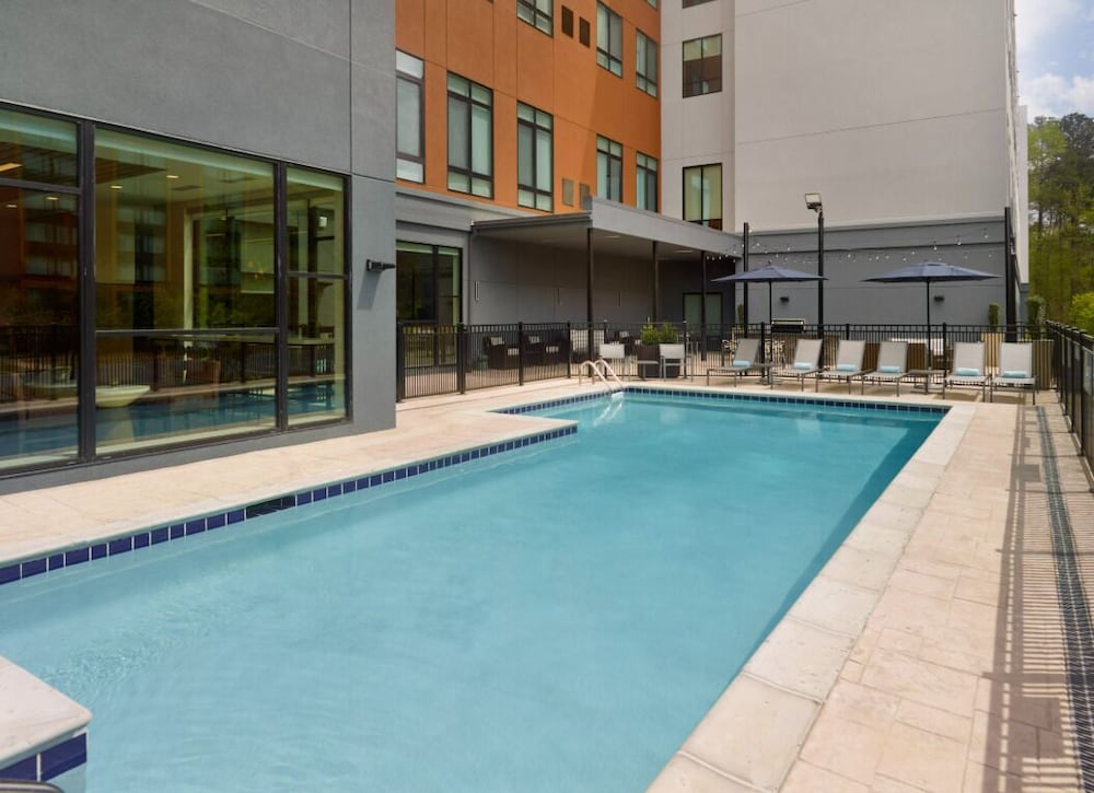Courtyard by Marriott Birmingham Grandview 37/40