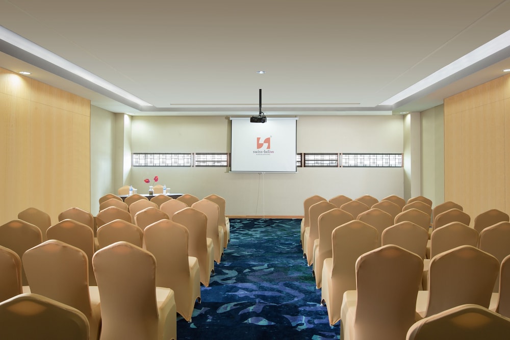 Swiss-Belinn Singkawang 62/74