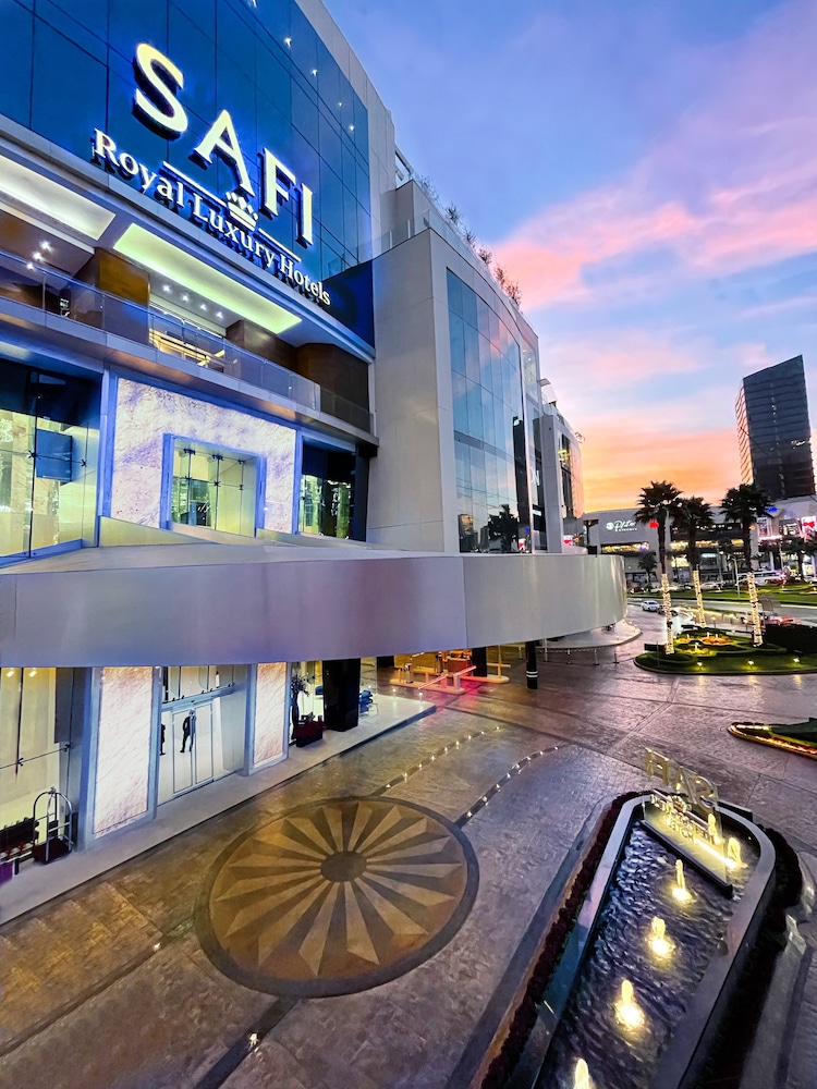 Safi Royal Luxury Metropolitan 39/47