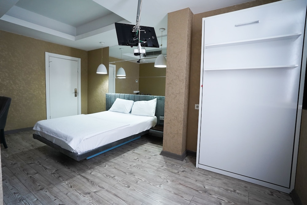 Time Hotel Mecidiyekoy 13/24