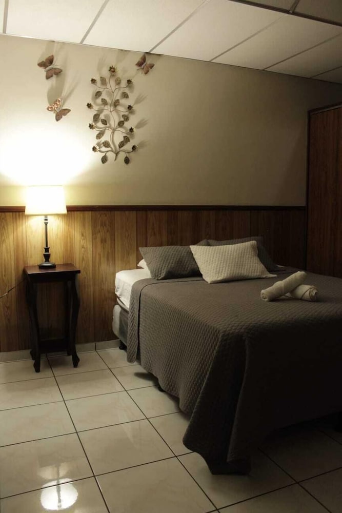 Hotel Manantiales El Salvador 33/52