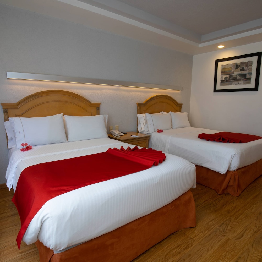 EXECUTIVE, 2 DOUBLE BEDS
