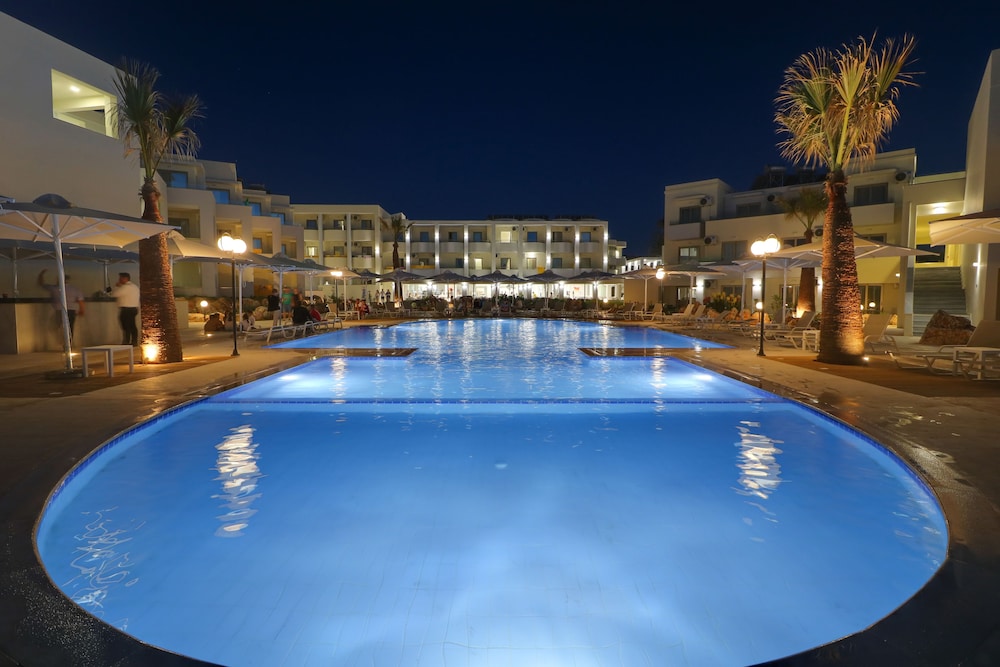 Harmony Rethymno Beach Hotel 38/43