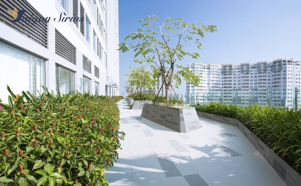 Saigon Sirius 46/50