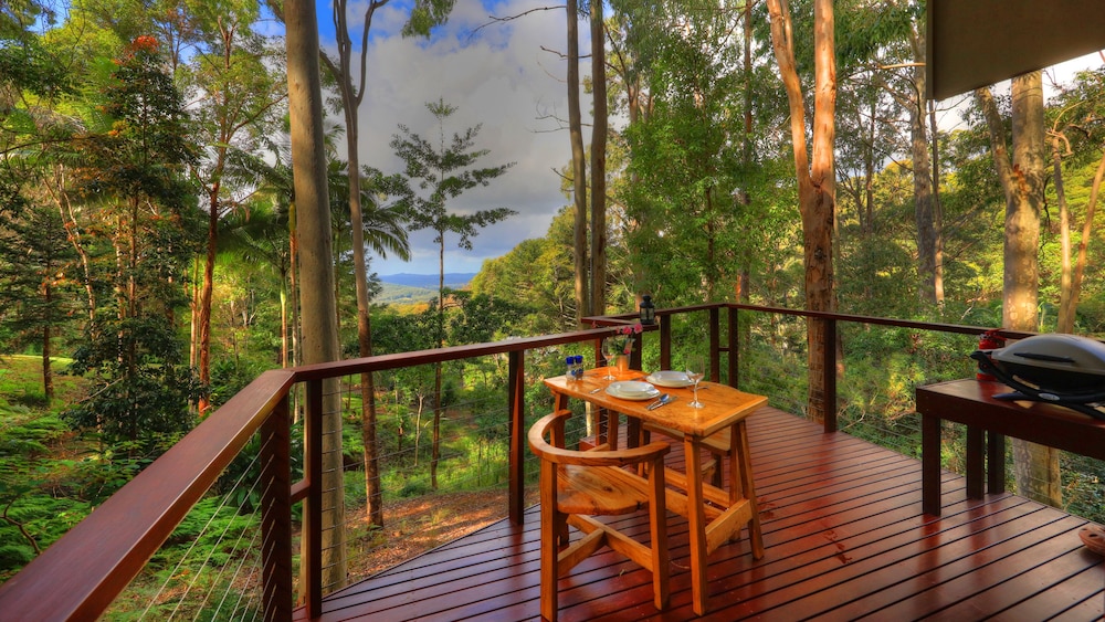 Montville Oceanview Cottages 20/25