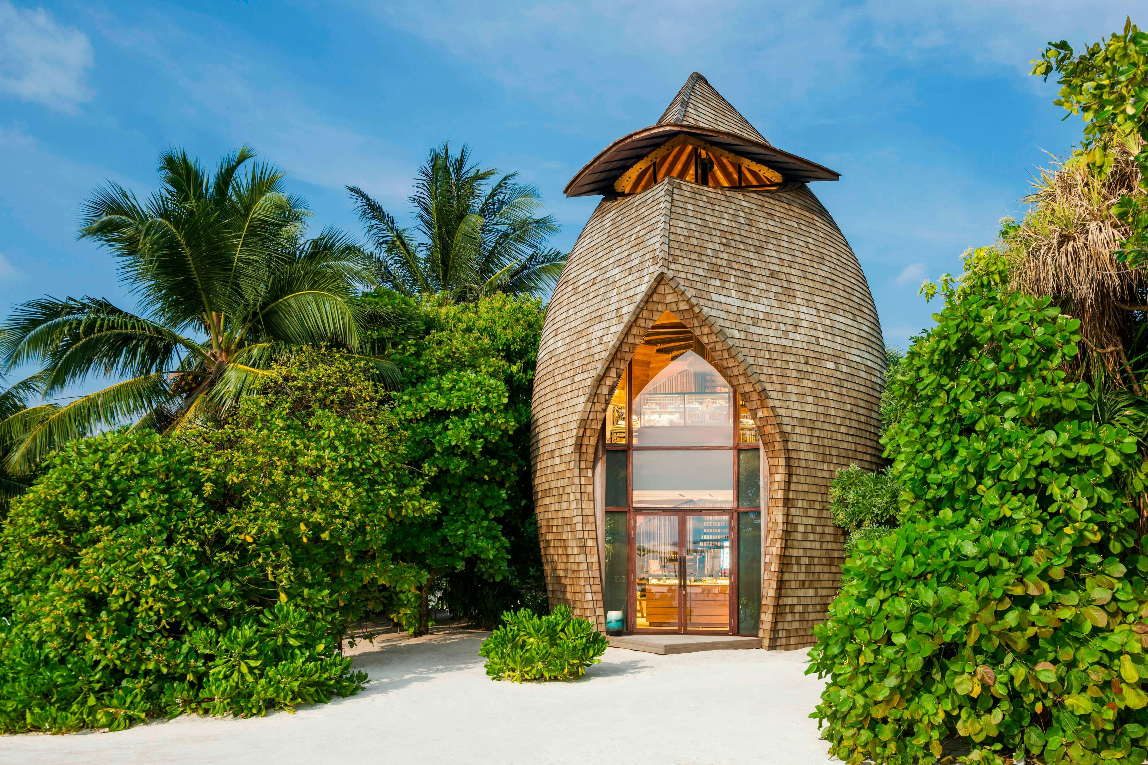 The St Regis Maldives Vommuli Resort 7/60