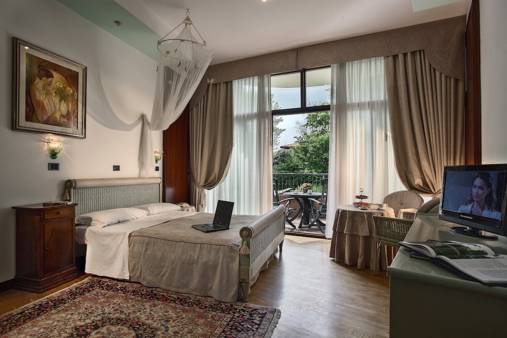 Park Hotel Junior 12/59