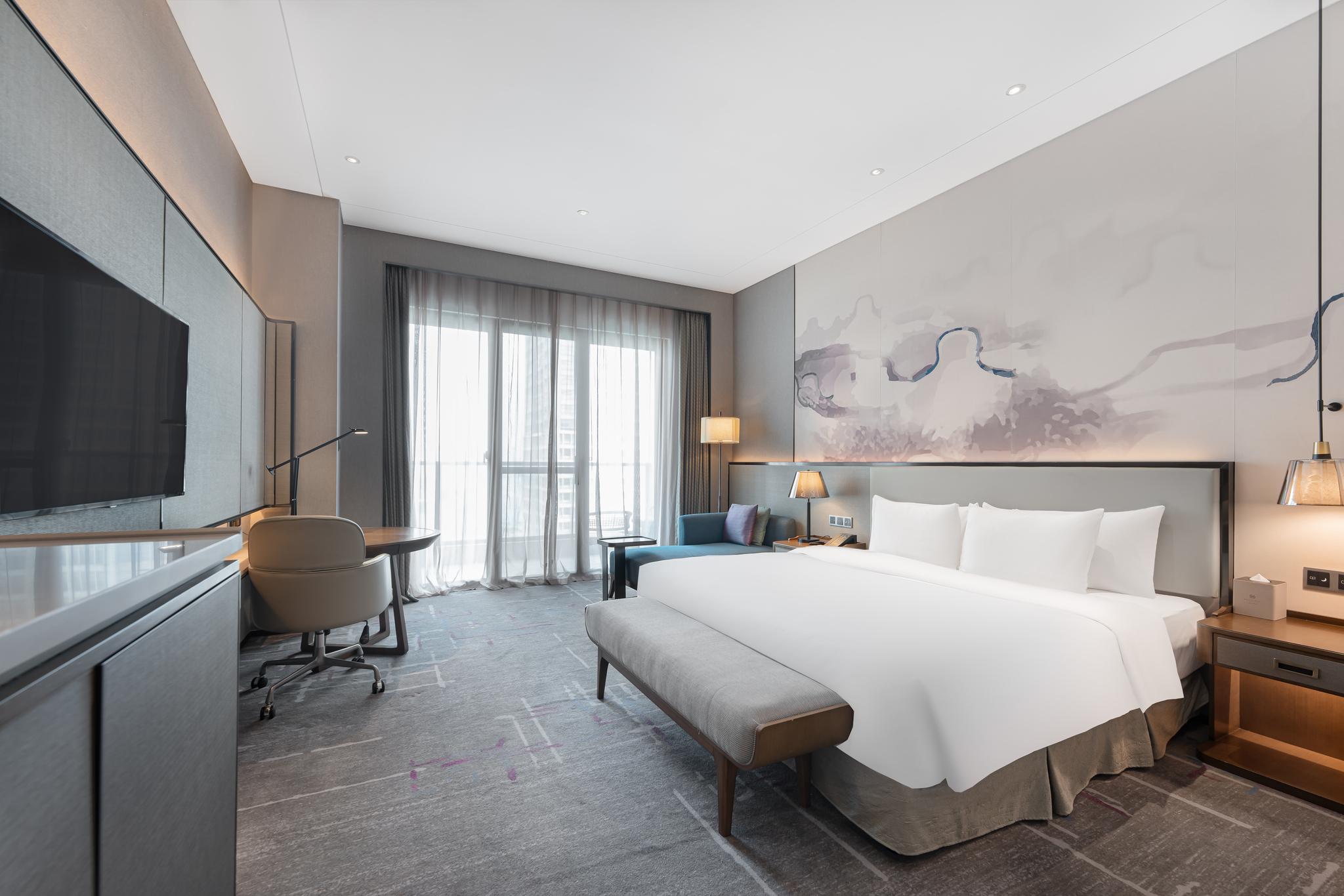 Xuey, Executive, King Bed, City View
