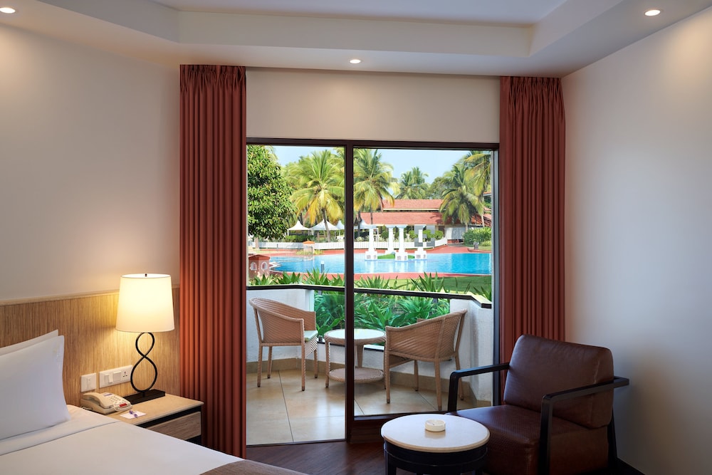 Holiday Inn Resort Goa 50/75