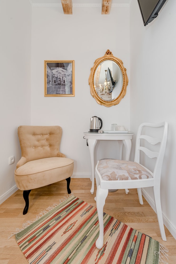 Le Monde Luxury Accommodation 46/63
