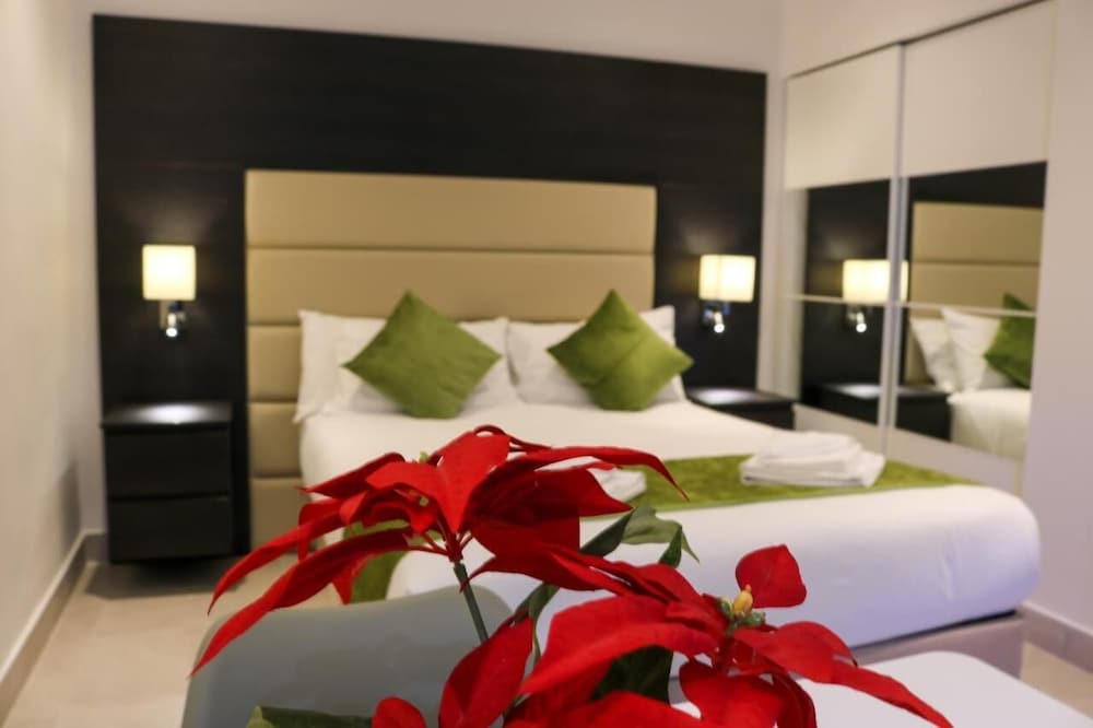 Deluxe, Studio, Double Bed, Sofa