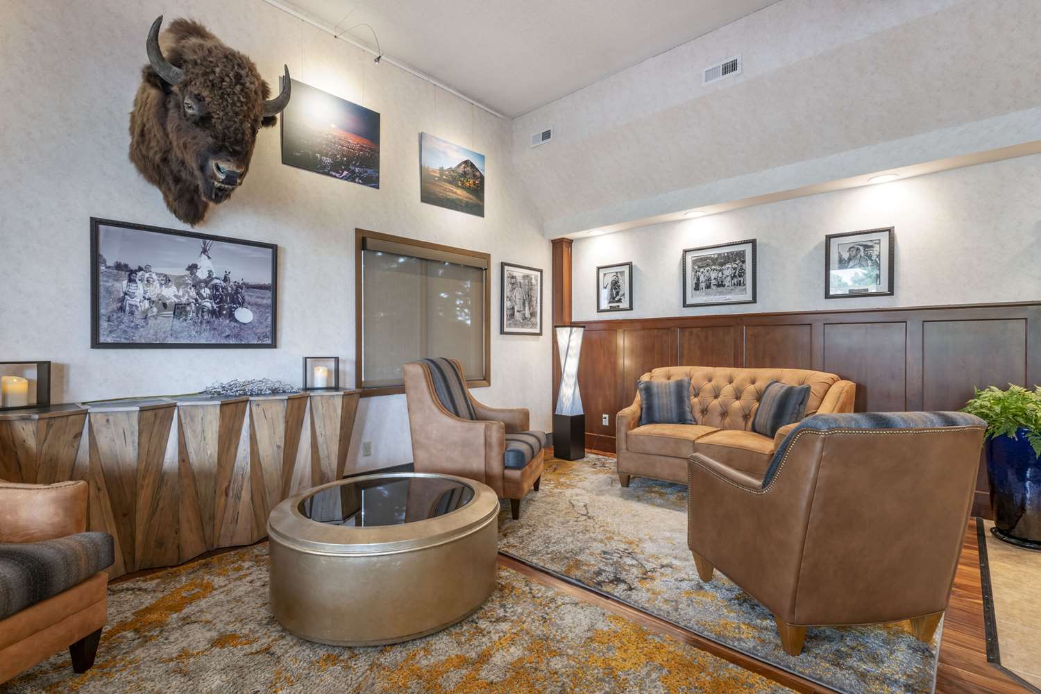 SureStay Plus Hotel by Best Western Buffalo 18/23