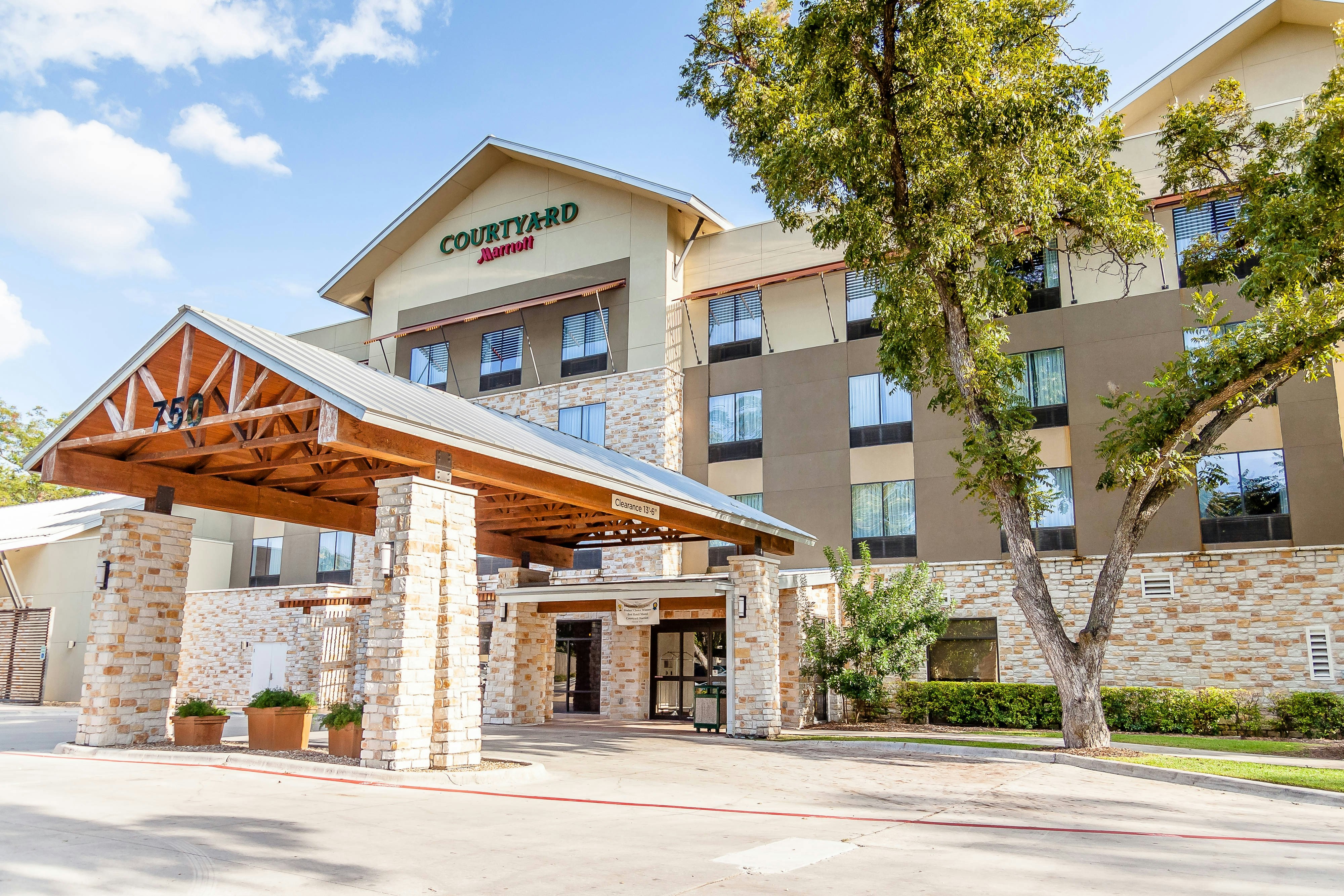 コートヤード バイ マリオット ニュー ブラウンフェルズ リバー ビレッジ(COURTYARD NEW BRAUNFELS RIVER VILLAGE) 写真5