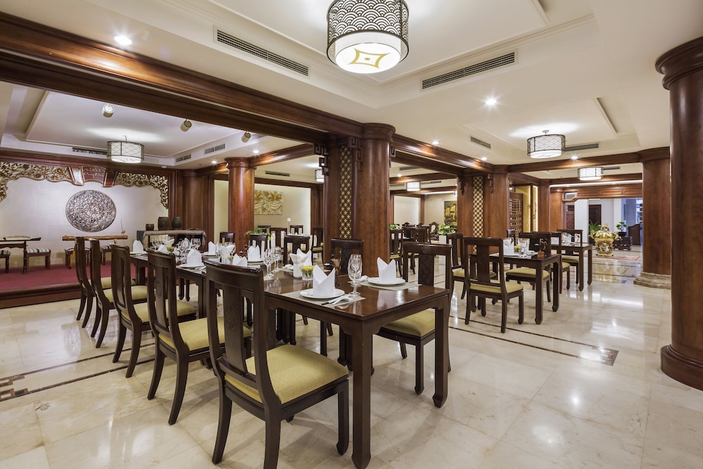 Rex Hotel Saigon 41/50