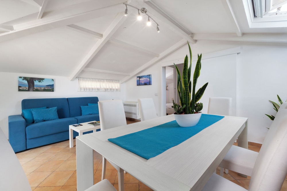 Tasso Suites 56/71