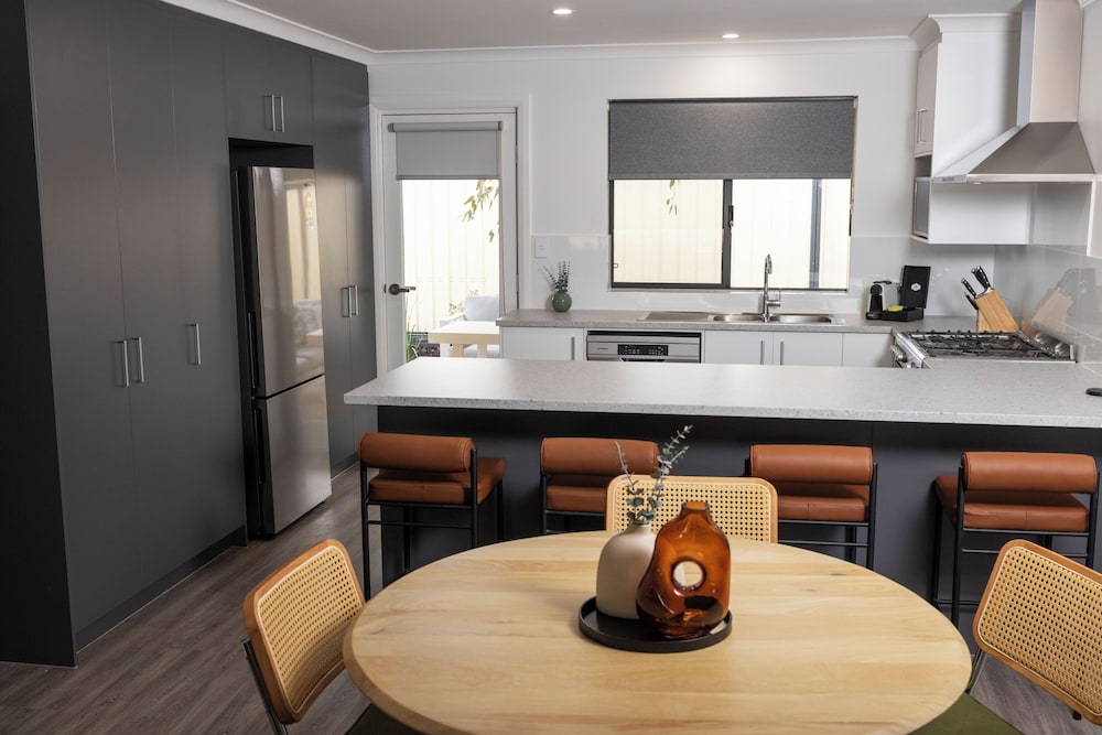 Rydges Kalgoorlie 53/65