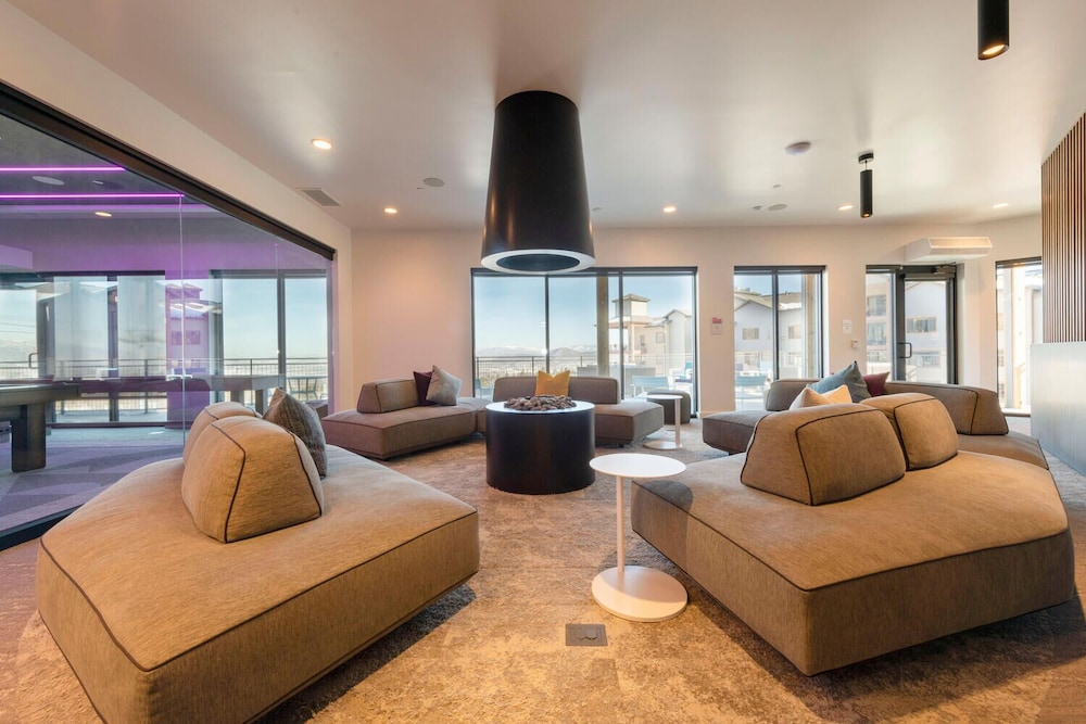 Yotelpad Park City 68/83