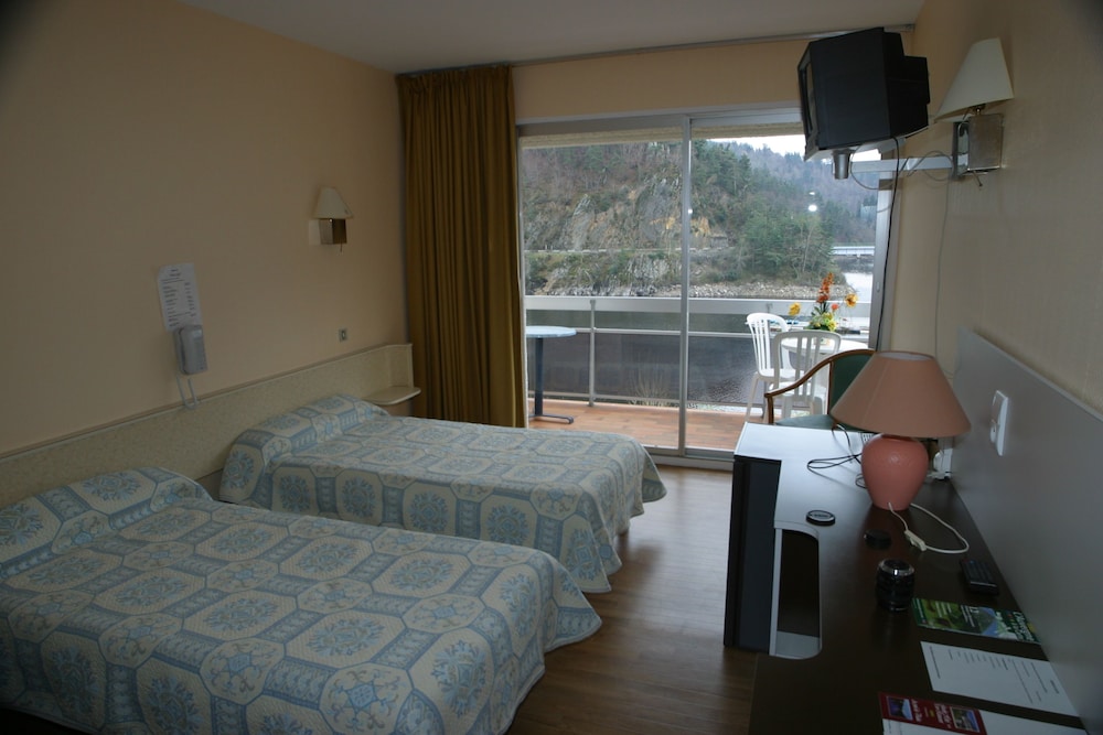 Garabit Hotel 7/29