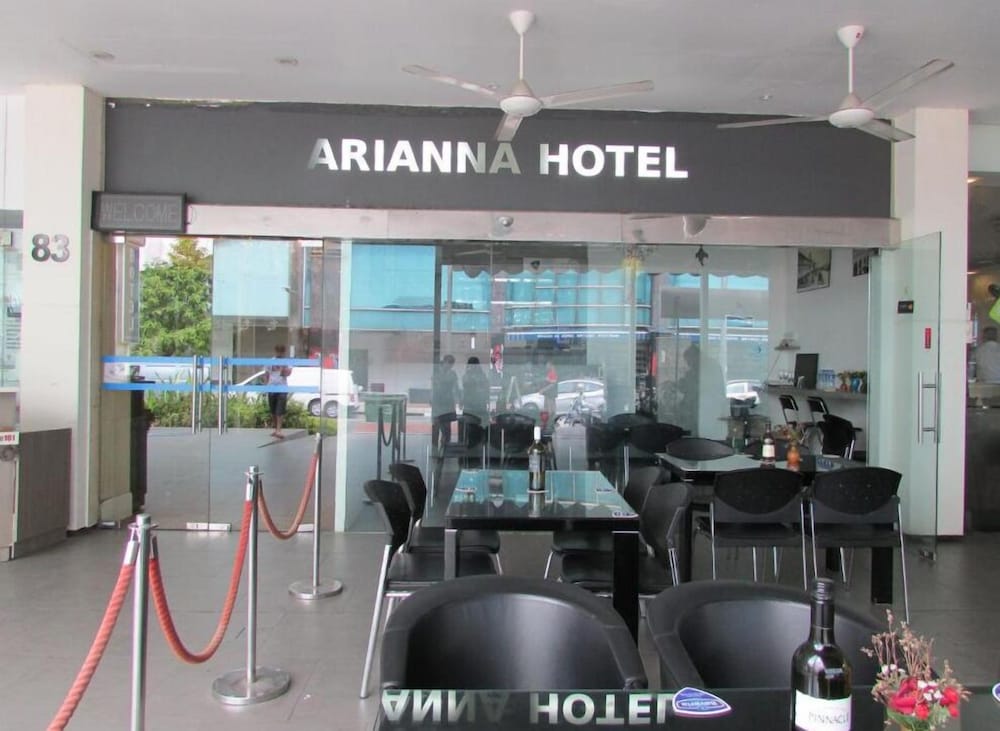 Arianna Hotel 25/35