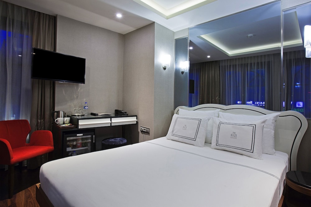 The Haze Hotel Karakoy 12/68