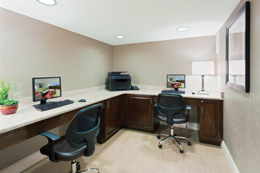 Holiday Inn Express Neptune 67/80