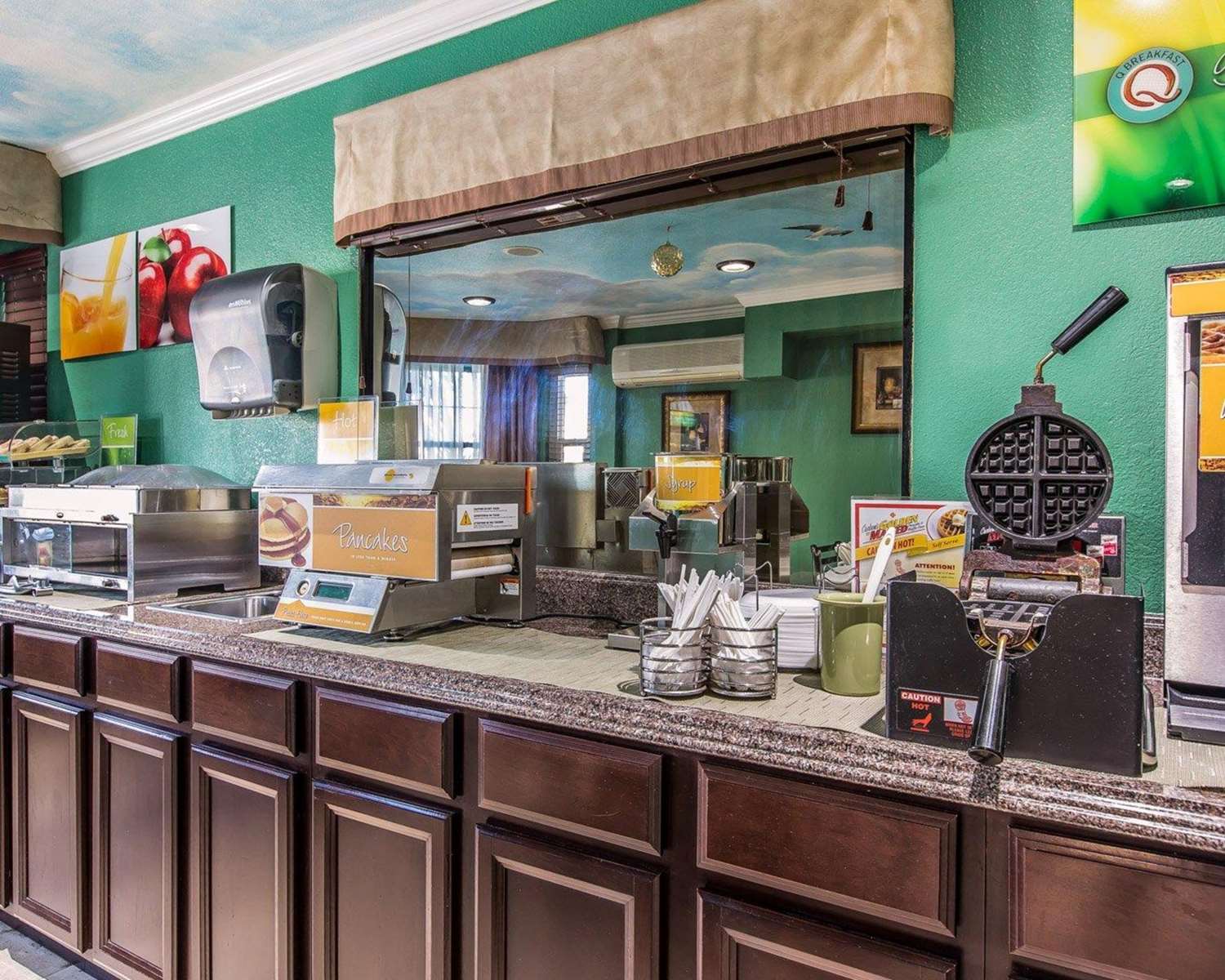 Quality Inn Hemet - San Jacinto 5/24