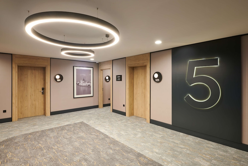 Radisson Hotel Budapest BudaPart 10/66