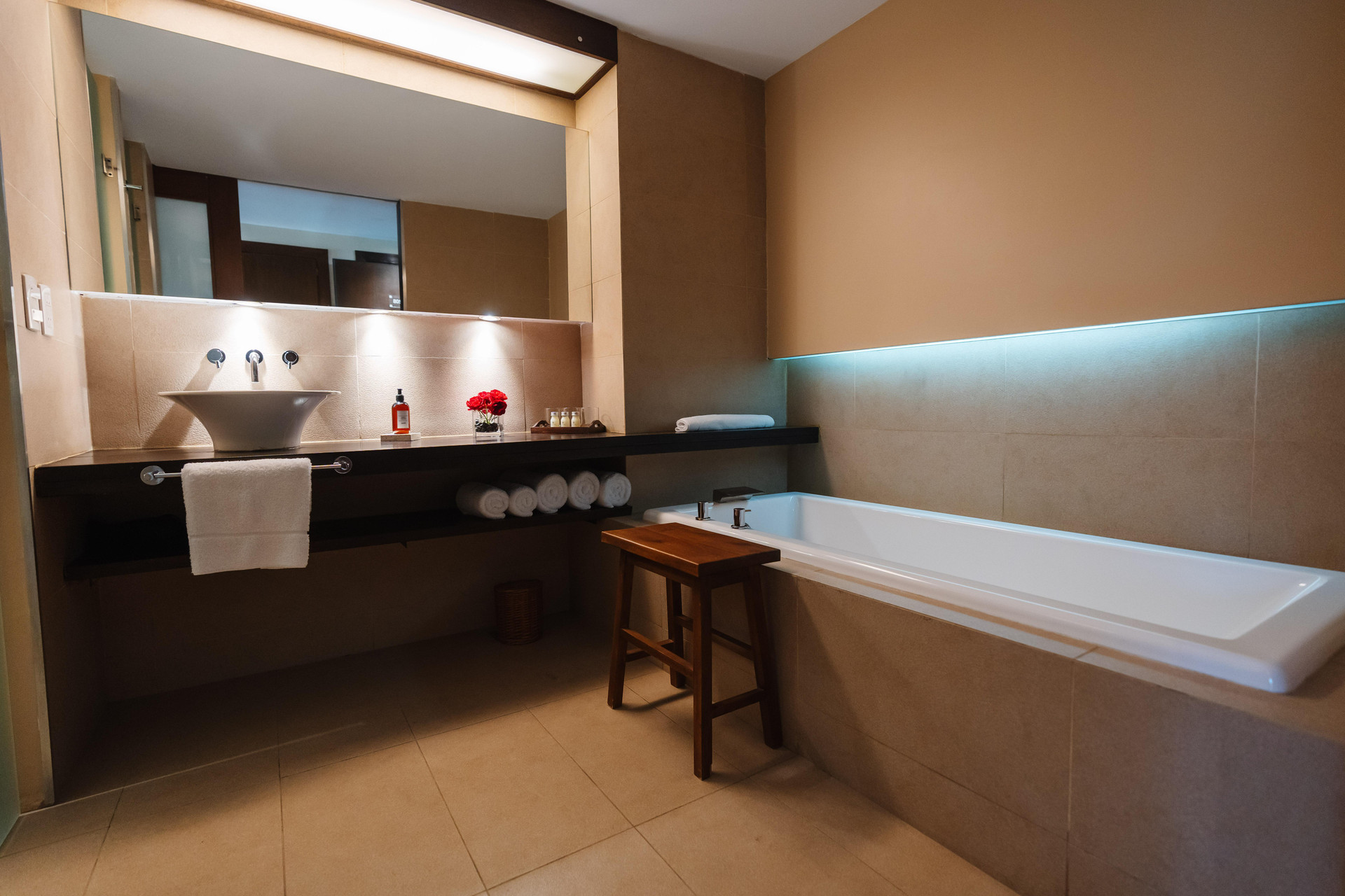 غرفة قياسية ثلاثية، Loi Suites Chapelco Hotel 6/6