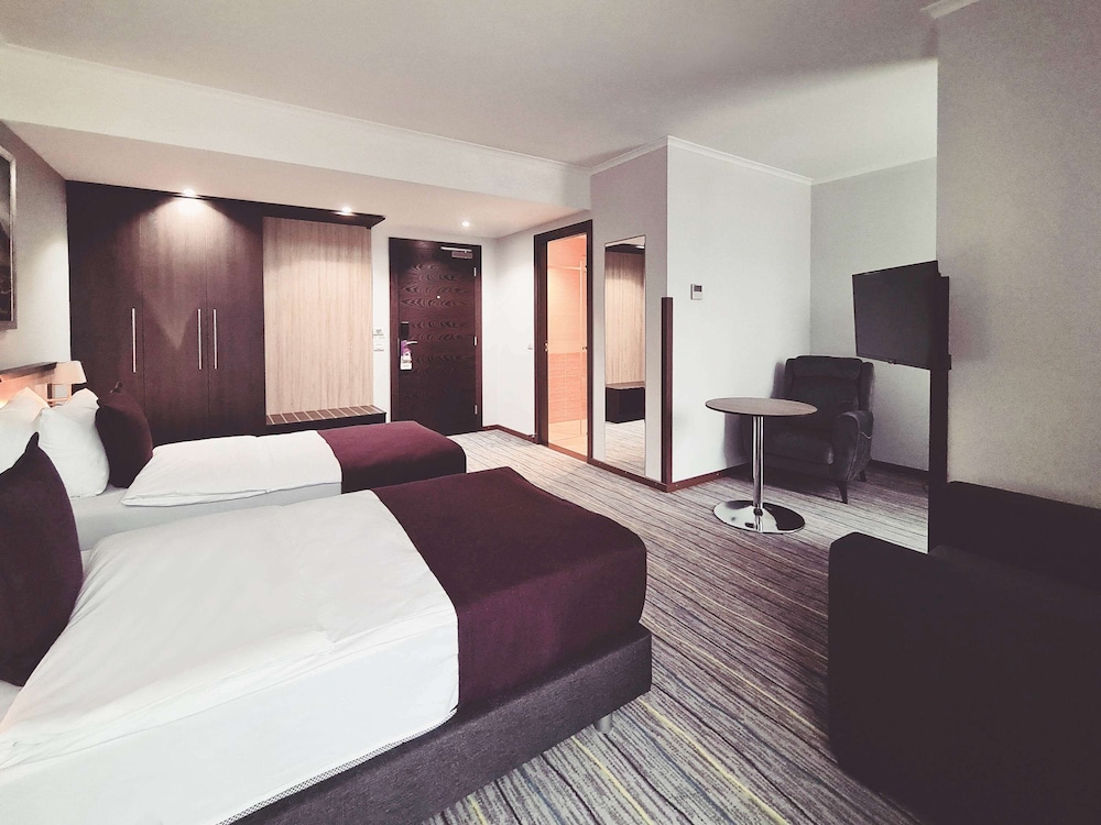 Mercure Tetovo 21/72