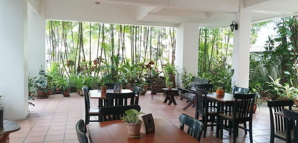 The Greenery Hotel 42/54