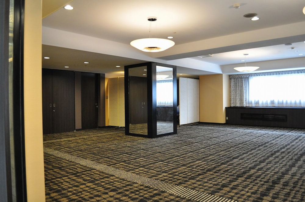 Apa Hotel Toyama Ekimae 7/42