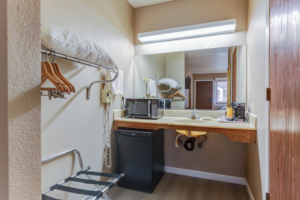 Rodeway Inn Jackson - Martell 57/57