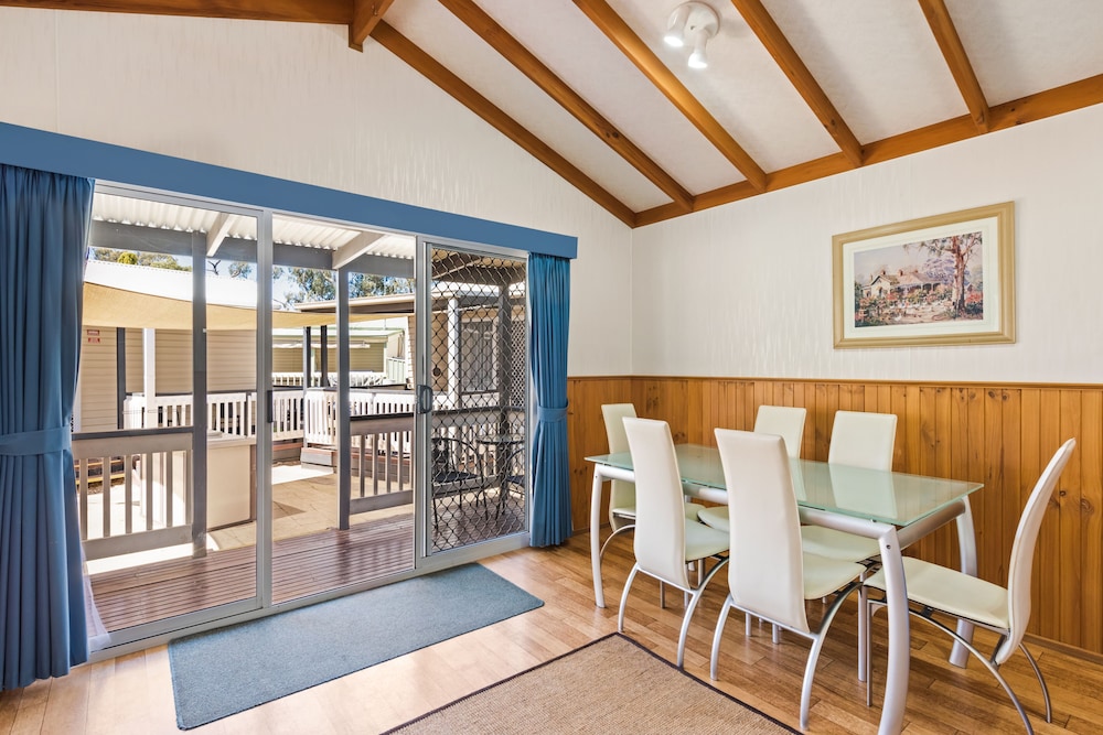 DISCOVERY PARKS - ECHUCA 33/38
