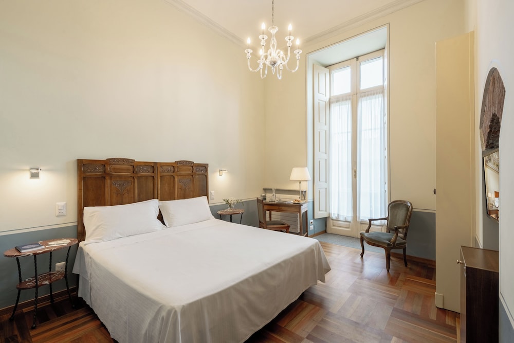 غرفة كومفورت بسرير مزدوج أو سريرين منفصلين، Hotel Roma E Rocca Cavour 4/10