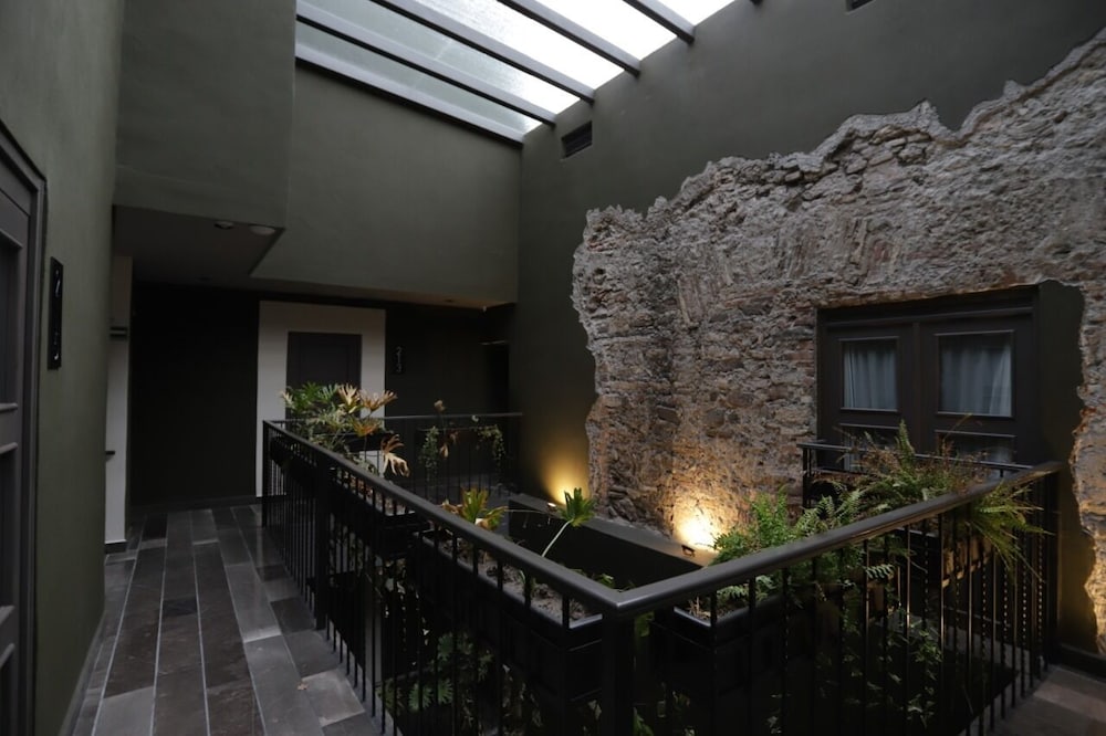Hotel Isabel Unico 34/37
