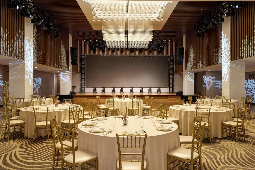 The Westin Flushing LaGuardia Airport 33/50