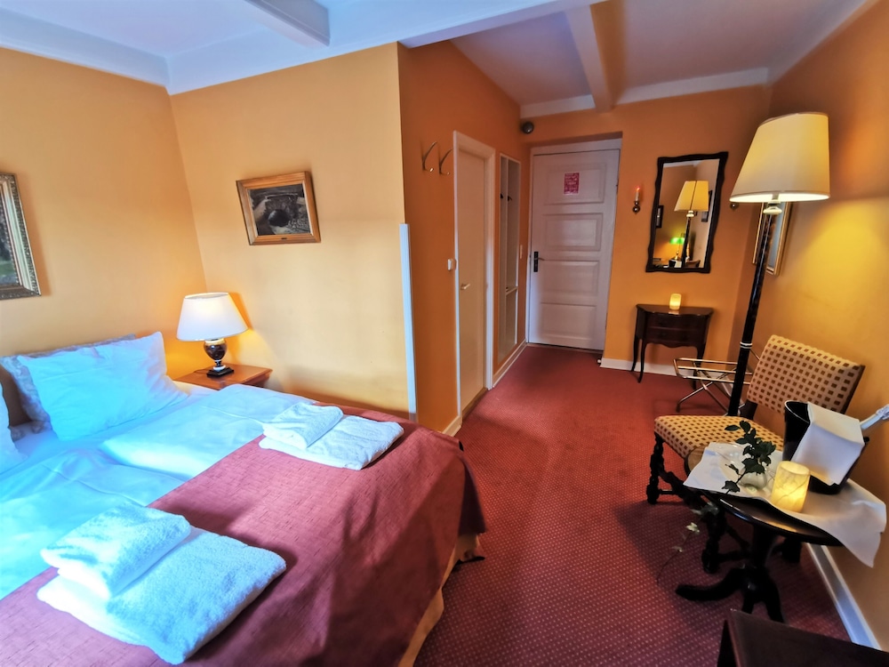 Hotel Dagmar 29/34