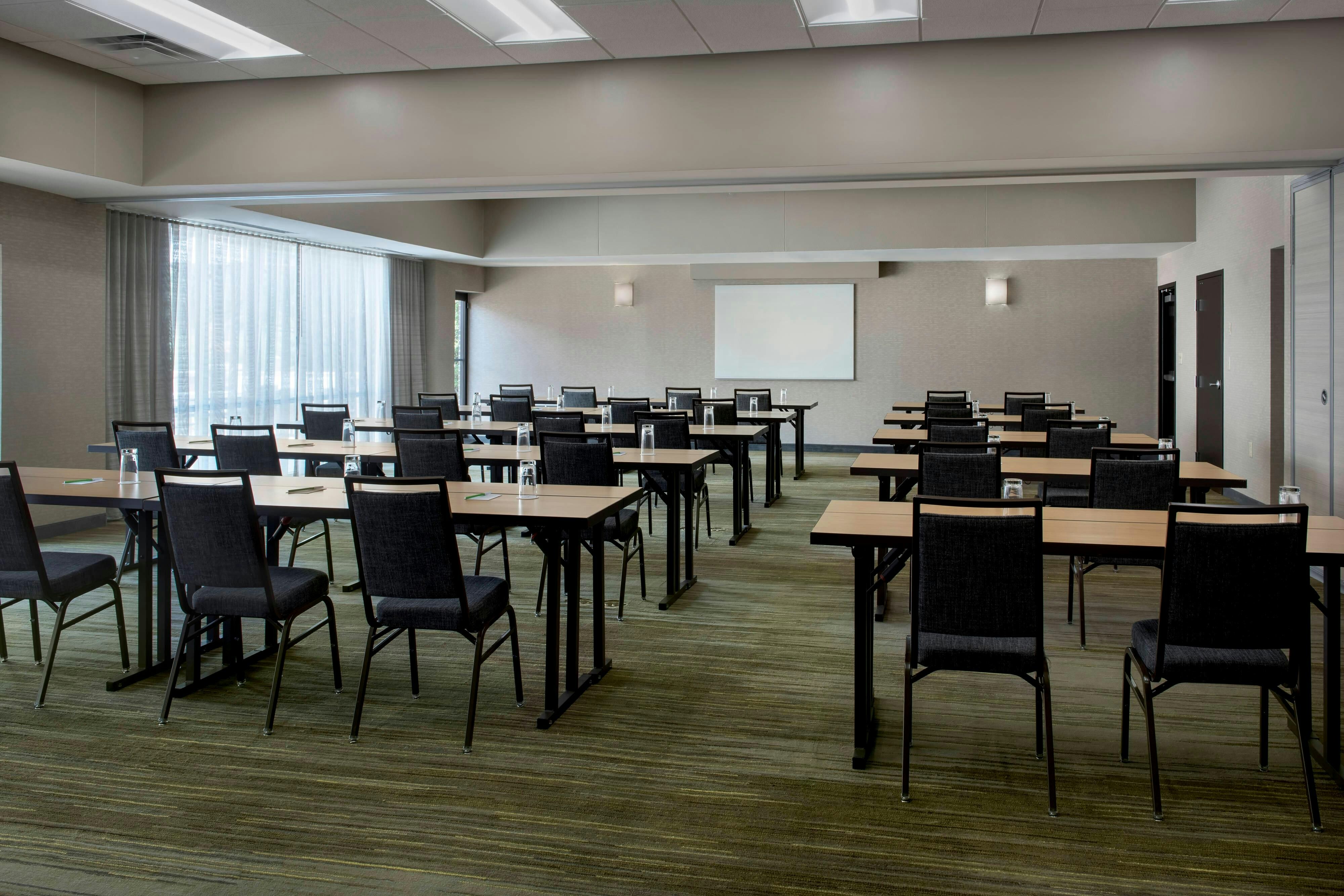Courtyard By Marriott Boston Norwood Canton 10/14