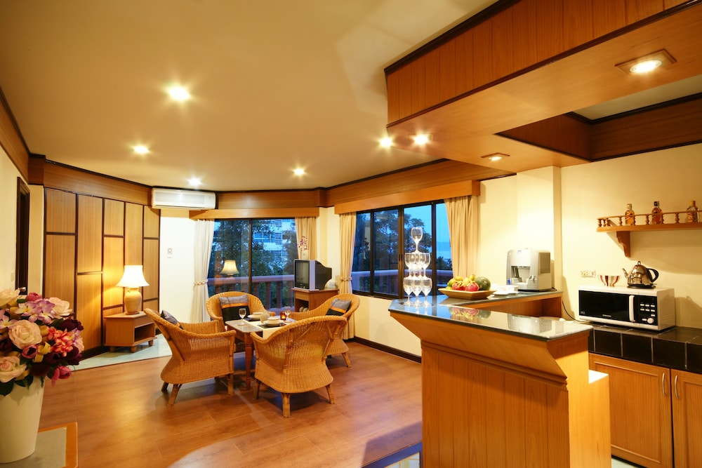Botany Beach Resort 49/73