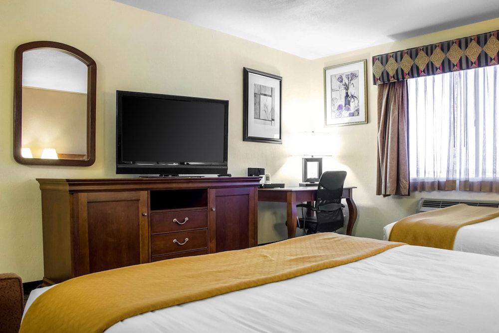 Quality Inn Wickenburg, AZ 20/38