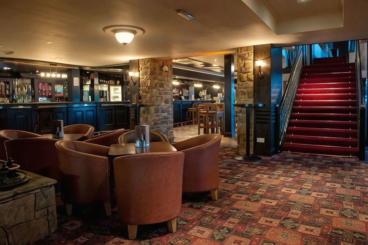 Strangford Arms Hotel 12/26