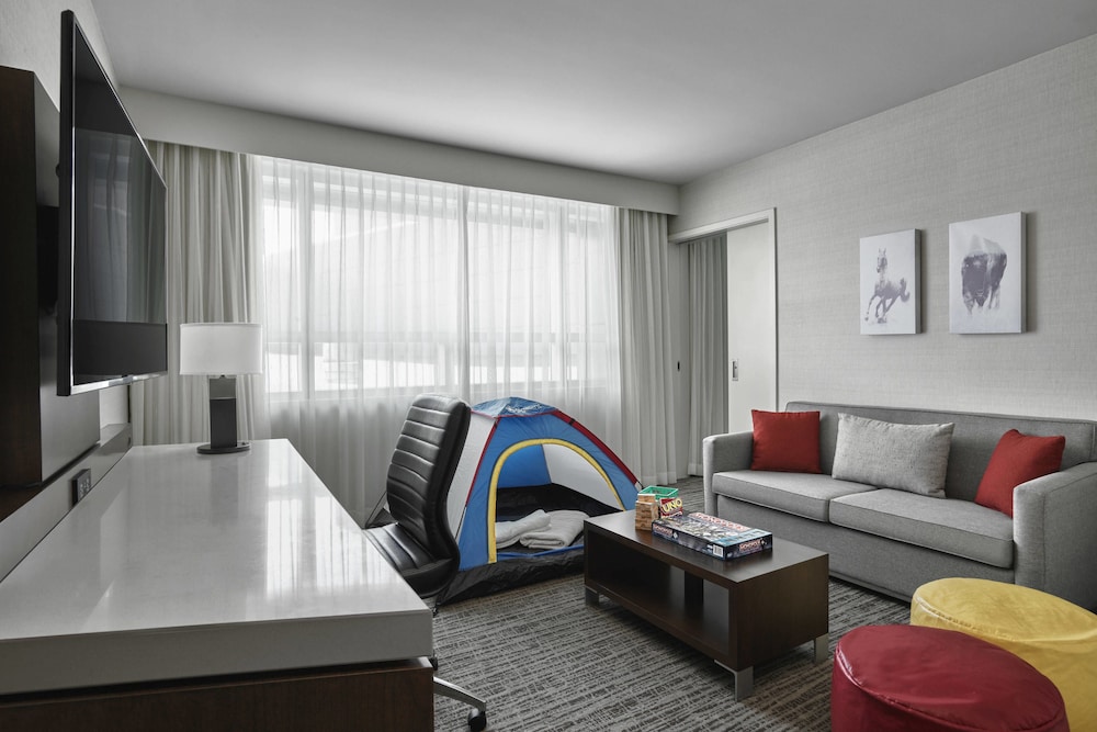 CALGARY AIRPORT MARRIOTT IN-TERMINAL HOTEL 18/33