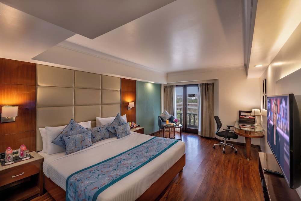 Lords Plaza Jaipur 14/42