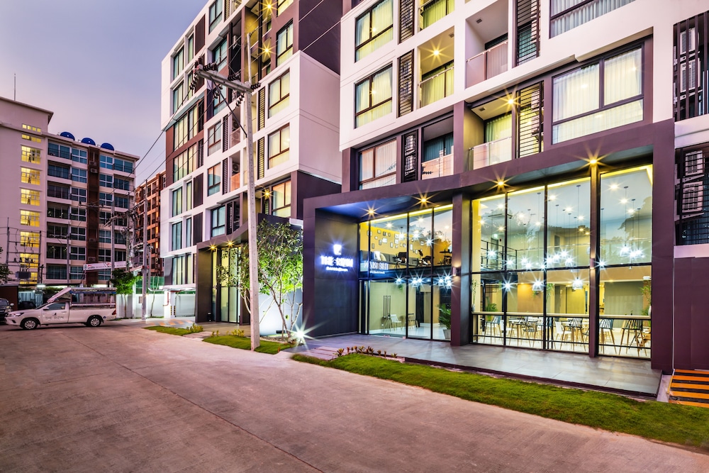 The Rizin Hotel 40/50