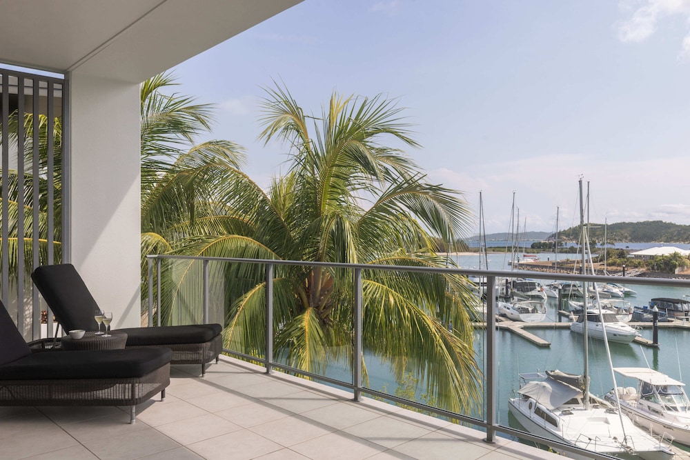 Peppers Blue On Blue Resort Magnetic Island 44/80